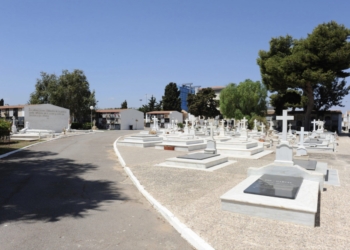 Comienza el operativo especial de autobús para la Festividad de Todos los Santos