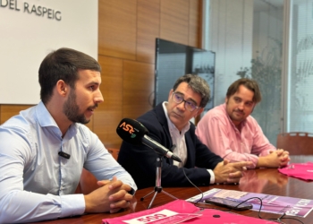 San Vicente recupera la Volta a peu, un encuentro deportivo solidario en el que se invita a colaborar con la Asociación Contra el Cáncer