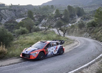 Robert Virves gana el 30º Rallye de La Nucía y Cagiao se alza con el Nacional