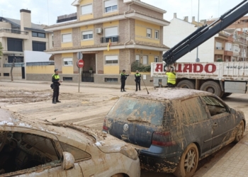 Elda ha enviado más de 260 voluntarios y más de 100 toneladas ayuda a las víctimas de la DANA