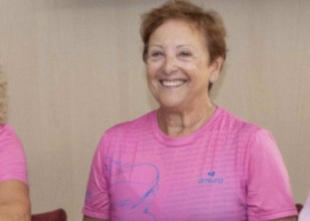 Benidorm concede su Medalla Corporativa a María Botella, presidenta del Grupo de Autoayuda para Mujeres con Cáncer de Mama