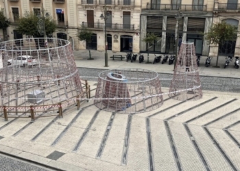 Alcoy tendrá un nuevo elemento navideño en la plaça d’Espanya junto al árbol y el nacimiento