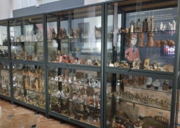 El Casal del Nadal acoge una colección de más de 300 belenes del mundo