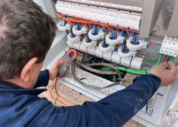 Se va recuperando el alumbrado público