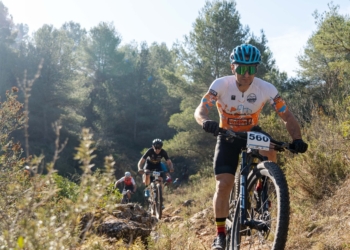 Del Mediterráneo al cielo en bici