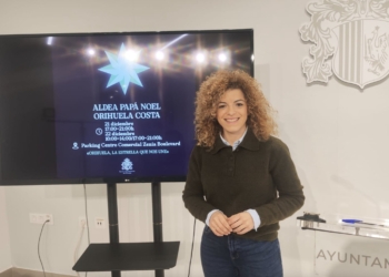 Las aldeas de Papá Noel preparan su llegada a la ciudad de Orihuela y a su costa