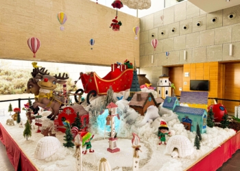 San Vicente celebra la Navidad con la llegada de Papá Noel y los elfos