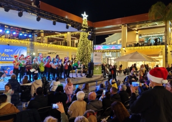 Navidad multicultural con un gesto solidario en La Zenia