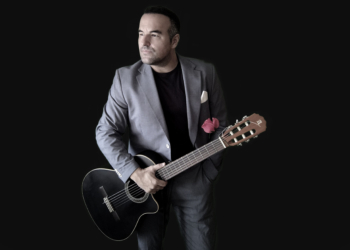 «El bolero trata de sentimientos puros que salen de muy dentro»