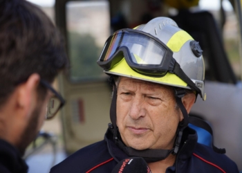 «Lo más gratificante de ser bombero es ayudar a las personas»