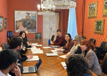 Juventud ampliará las actividades y programas del Centro 14 y las plazas para deporte náutico y teatro este 2025