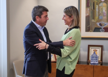Carlos Mazón se reúne con la alcaldesa de Crevillent