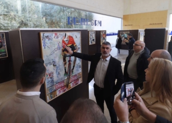 Benidorm expone la muestra ‘L’Art del Ciclocross’ de Miguel Soro