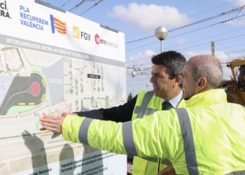 Mazón: “Reactivamos el servicio de Metrovalencia hasta València Sud con un nuevo intercambiador metro-autobús y más frecuencias”