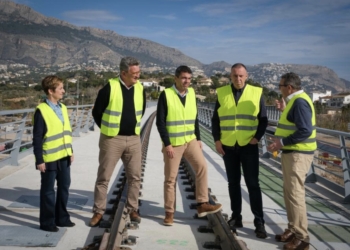 Mazón: “Más de un millón de viajeros anuales podrán disfrutar del servicio del TRAM entre Benidorm y Dénia sin interrupciones ni trasbordos”