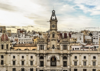 El Pleno aprueba la primera modificación del presupuesto actual