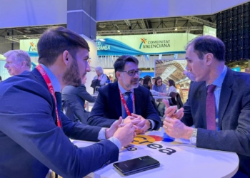 El Ayuntamiento presenta en Fitur los próximos encuentros deportivos que reunirán en San Vicente a grandes figuras de ámbito internacional