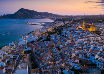 Comprar o alquilar vivienda ya no son opciones viables en la Marina Baixa