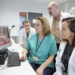 Dos bebés diagnosticados en La Fe de forma precoz reciben por primera vez en España un tratamiento oral que bloquea una grave enfermedad neuromuscular