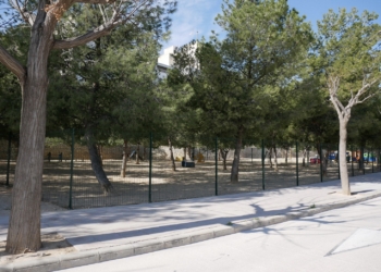 La alcaldesa anuncia la creación de un nuevo parque canino