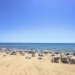 Alicante renueva el balizamiento en las playas con canales de nado en San Juan-Albufereta