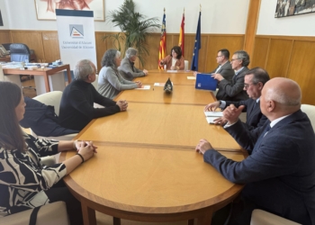 La UA y Orihuela exploran nuevas líneas de colaboración