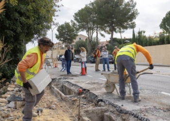 l’Alfàs inicia las obras de mejora del drenaje de la avenida Cautivador