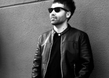 «La gravedad del bajo marca la rítmica»