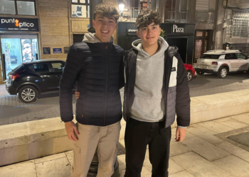 «Tocamos música que no suelen escuchar los chavales de nuestra edad» A. Olivares