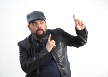 «El mío es el humor del absurdo, el que ya hacían Faemino y Cansado o Gila»