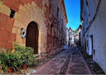 Villafamés, un pueblo que atrapa