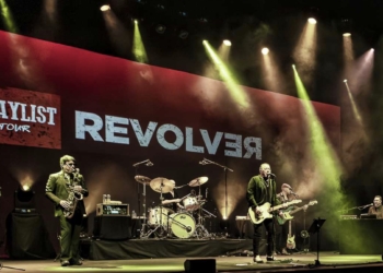 Revólver puso a bailar un repleto Auditori de La Nucía