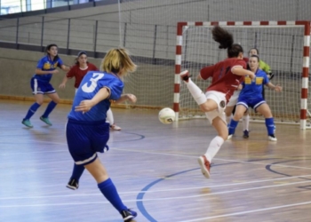 La concejala de Deportes denuncia la supresión de las ayudas de la Diputación al fútbol femenino y amateur