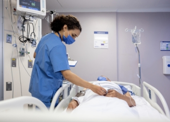 Descifrado el proceso de germinación de esporas de una de las bacterias patógenas más comunes en hospitales