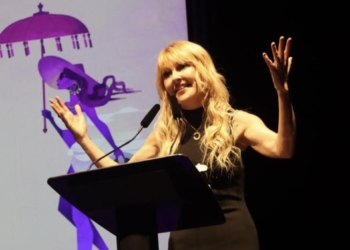 El Skyline Benidorm Film Festival premia a la actriz Cayetana Guillén Cuervo en su gala inaugural