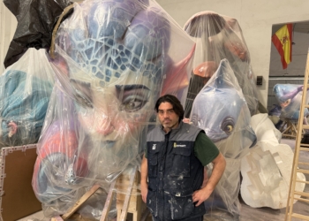 «La DANA arrasó el taller y se llevó la falla a cientos de metros»