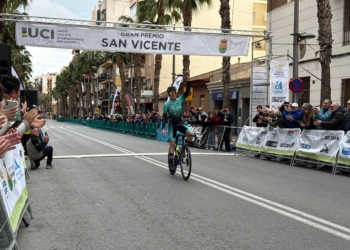 Edouard Claisse pasa a formar parte de las grandes promesas de ciclismo internacional como ganador del Gran Premio San Vicente Costablanca