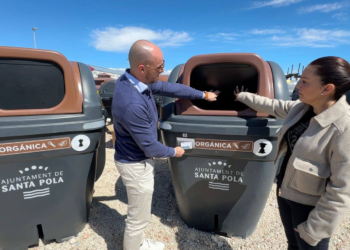 Santa Pola incorpora el contenedor para reciclar residuos orgánicos