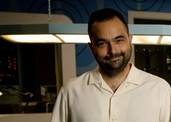 «Mi afán es escribir algo que me haga gracia a mí y después al espectador»