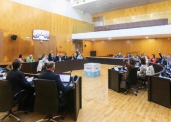 Benidorm se adhiere al convenio autonómico para inspeccionar las viviendas de uso turístico