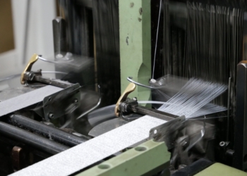 La iniciativa de Industria para visitar periódicamente una empresa local y conocer sus propuestas