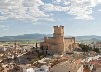 Turismo oferta las visitas teatralizadas por el Casco Histórico de Villena con motivo del V Centenario del Título de la ciudad