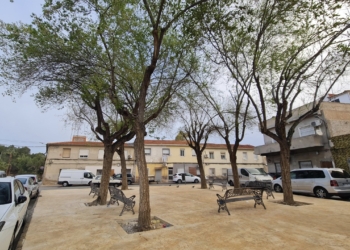 Elda reforma la plaza de La Comedia, en el barrio de Caliu