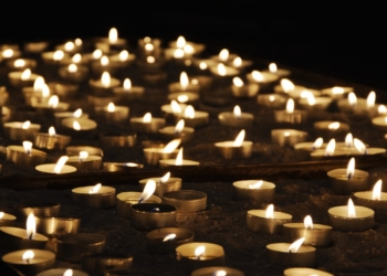 Cera, tejidos y sonidos de Pasión