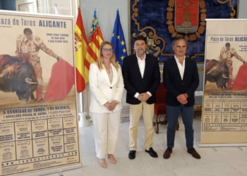 Alicante presenta los 10 festejos de la Feria de San Juan y San Pedro 2025