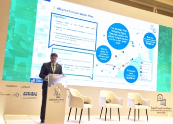 Barcala presenta la estrategia ‘Alicante Agua Circular’ en el Foro de Ciudades Árabes y Europeas