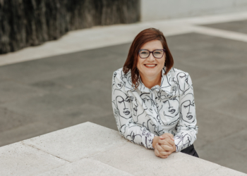 «Una de cada cinco niñas considera recibir una bofetada como algo normal»