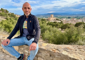 «La poesía es esa pausa necesaria»