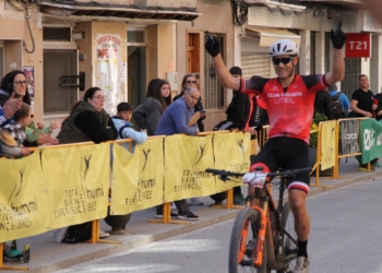 «Comer sin hambre, beber sin sed»