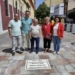 Villena rinde homenaje al quiosco de Manolo y Cati con una placa conmemorativa